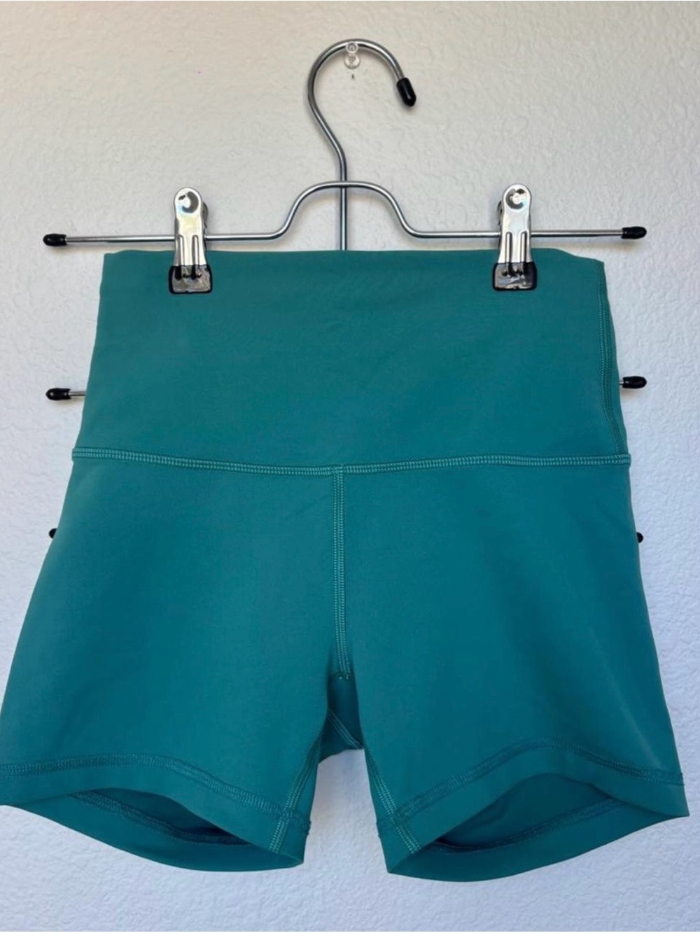 lululemon athletica Teal Athletic Short & Strappy Sports Bra Set - Picture 5 of 8